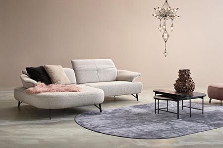 Individuelles und konfigurierbares Sofa mit Relaxfunktion